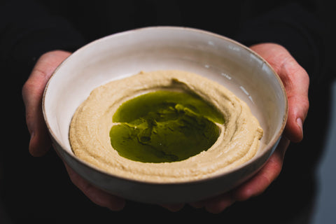 Hummus wie beim Profi – mit Petersilienöl verfeinert