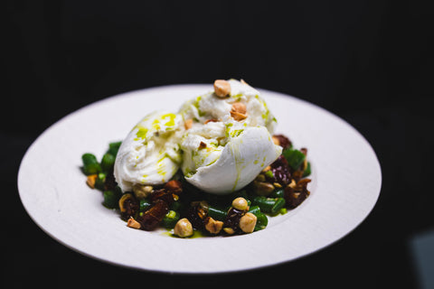 Grüne Bohne I Dattel I Burrata I Haselnuss - das ultimative Caprese