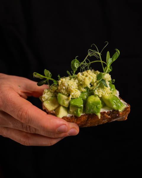 Eiersalat mal anders | Cremig gepresst mit Schnittlauchöl | Kraidlzeig