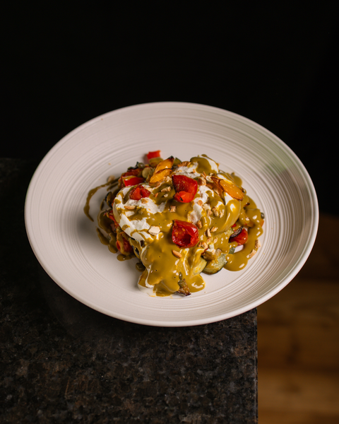 Ofengemüse mit Burrata & Pistazien-Basilikum-Creme