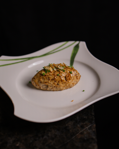 Röstzwiebelbutter mit Schnittlauchöl