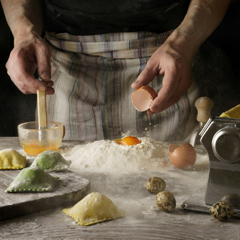 Zitronen-Safran-Ravioli mit Eigelb-Füllung